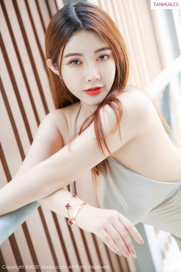 软软酱  [XiuRen]高清写真图 2020.09.23 No.2593 软软Roro第12张图片